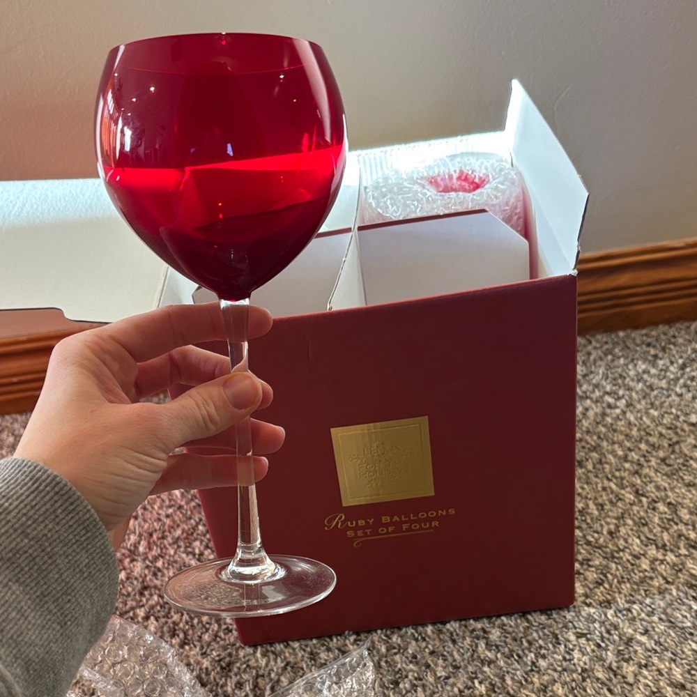 Lenox Crimson Balloon (2) Wine Glasses